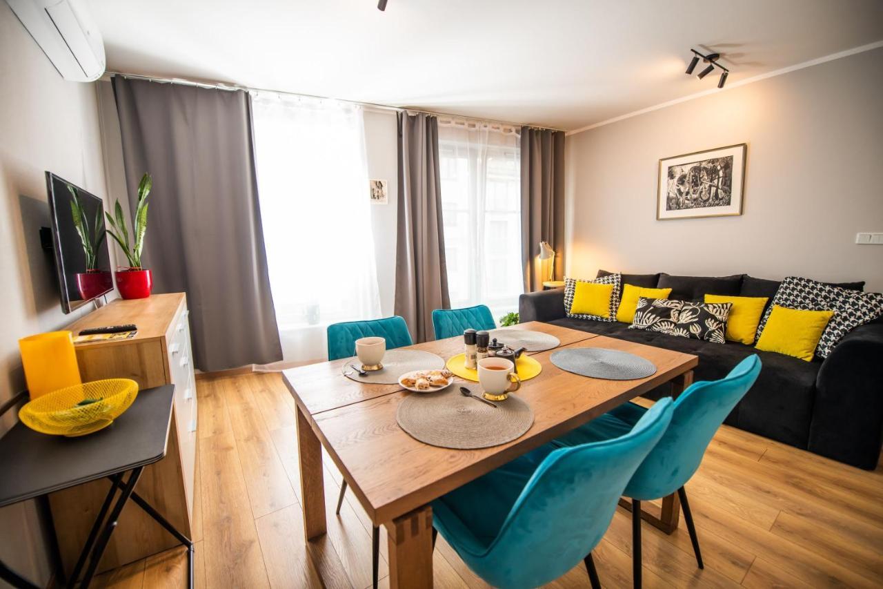 Apartament Miodowa 42 Z Miejscem Parkingowym คราคูฟ ภายนอก รูปภาพ
